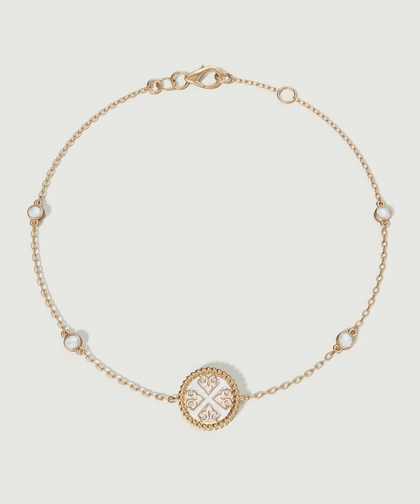 Lace Petite Yellow Gold Diamond Bracelet With Mother Of Pearl