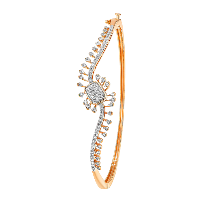 Akshyatritiya 18k Yellow Gold Diamond Oval Bangle
