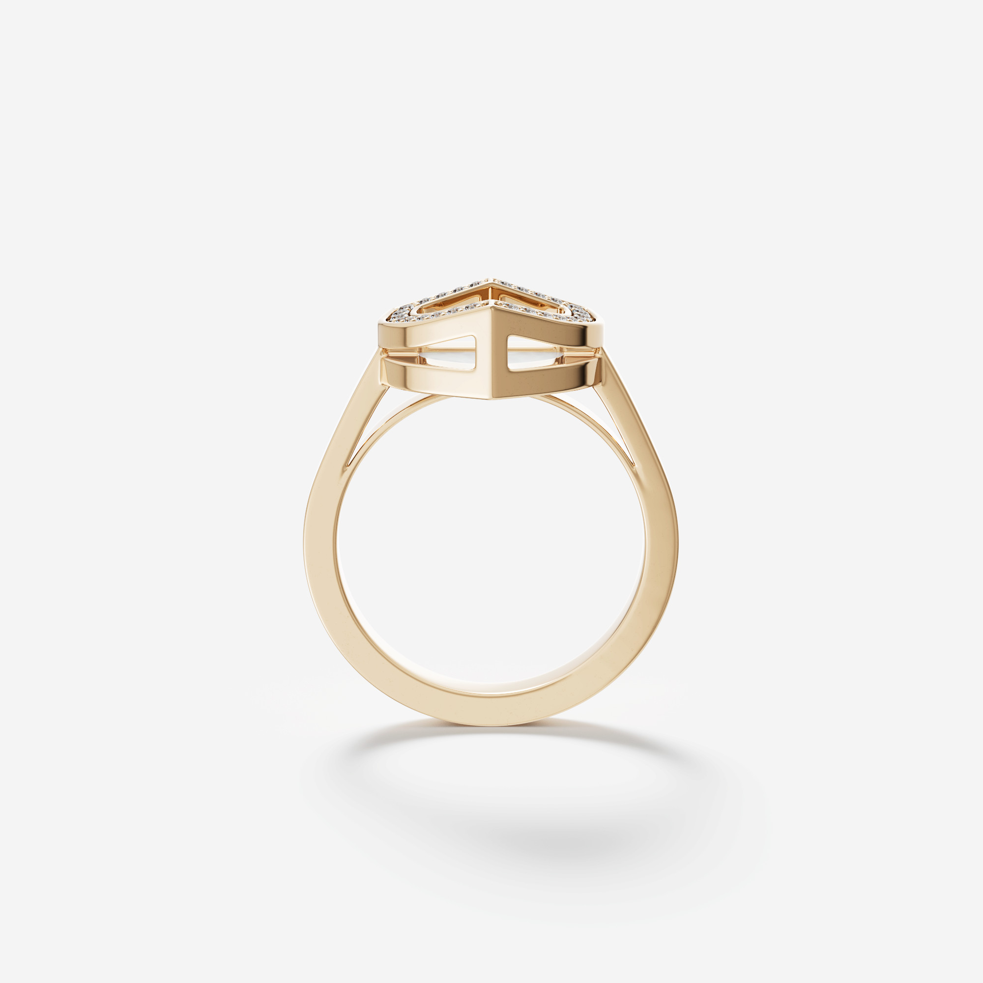 Art Deco Yellow Gold Ring With Mother Of Pearl And Diamond