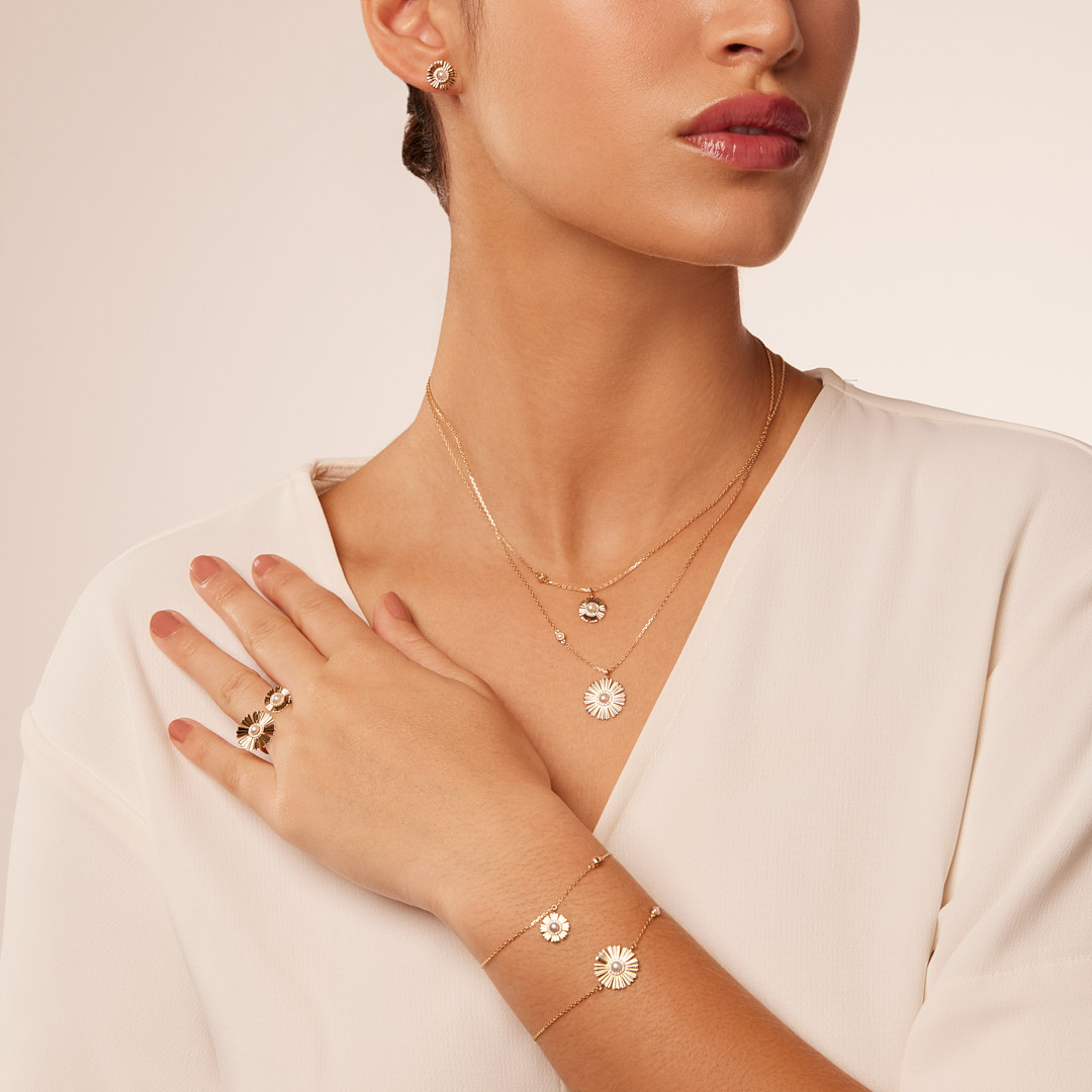 Sunkiss Yellow Gold Bracelet With Pearl And Diamond