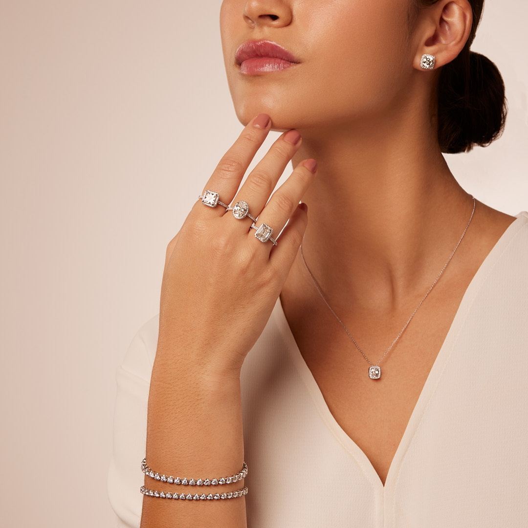 Revelation 18k White Gold Lab Grown Diamond Earrings