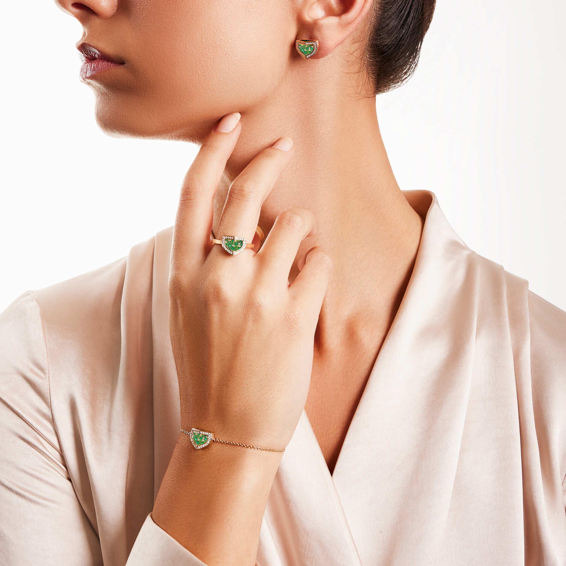 Mosaic 18k Yellow Gold Peridot Tsavorite Emerald And Diamond Bracelet