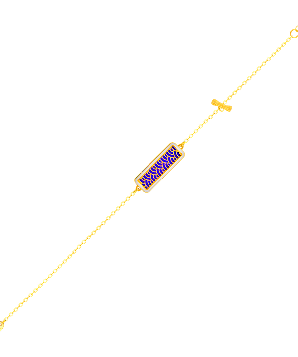 Large Rectangle Two Faced Bracelet With Single T Bar In 18k Yellow Gold