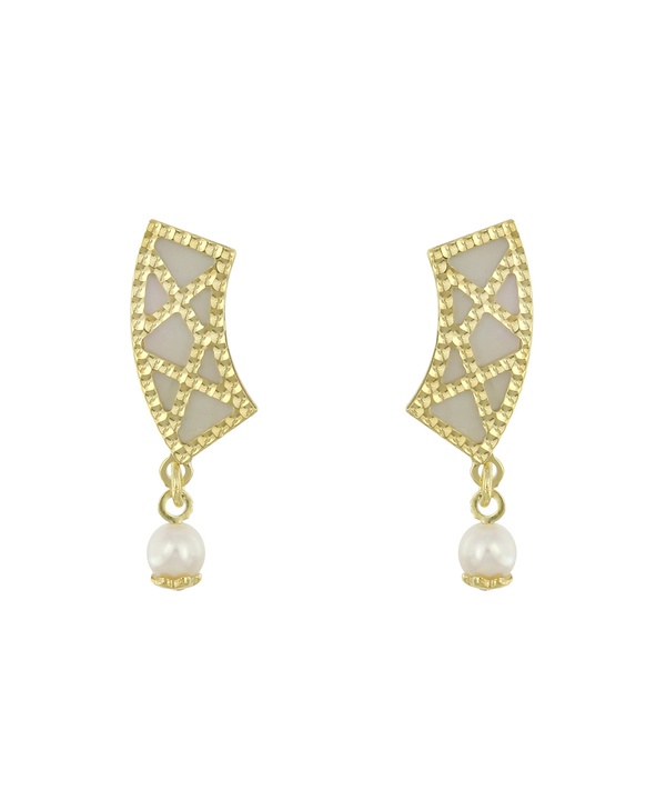 Arabiya 18k Yellow Gold Earrings With White Mother Of Pearl And White Freshwater Pearl