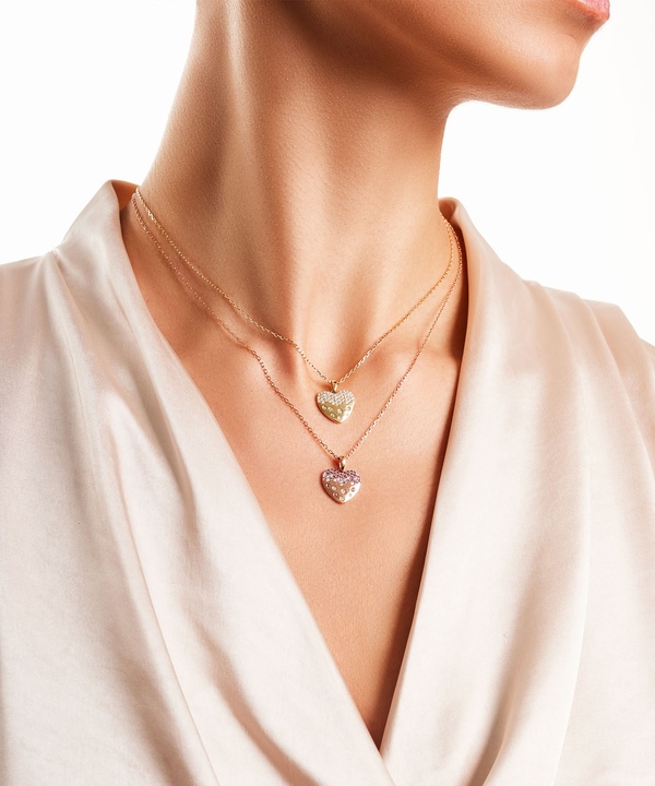 Damas Valentine's Day Collection Pendant And Chain In 18k Yellow Gold And Studded With Diamonds