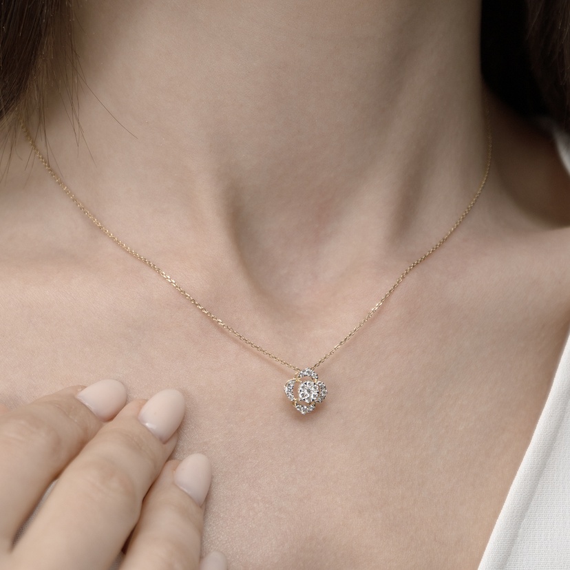 Baguette Frasera 18k Yellow Gold Diamond Pendant