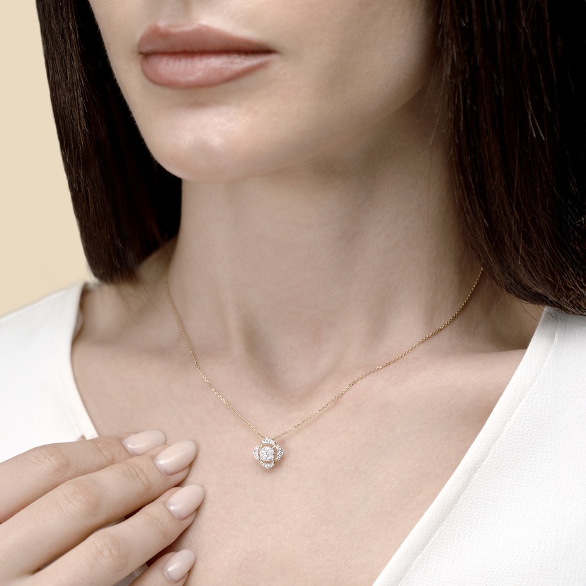 Baguette Frasera 18k Yellow Gold Diamond Pendant