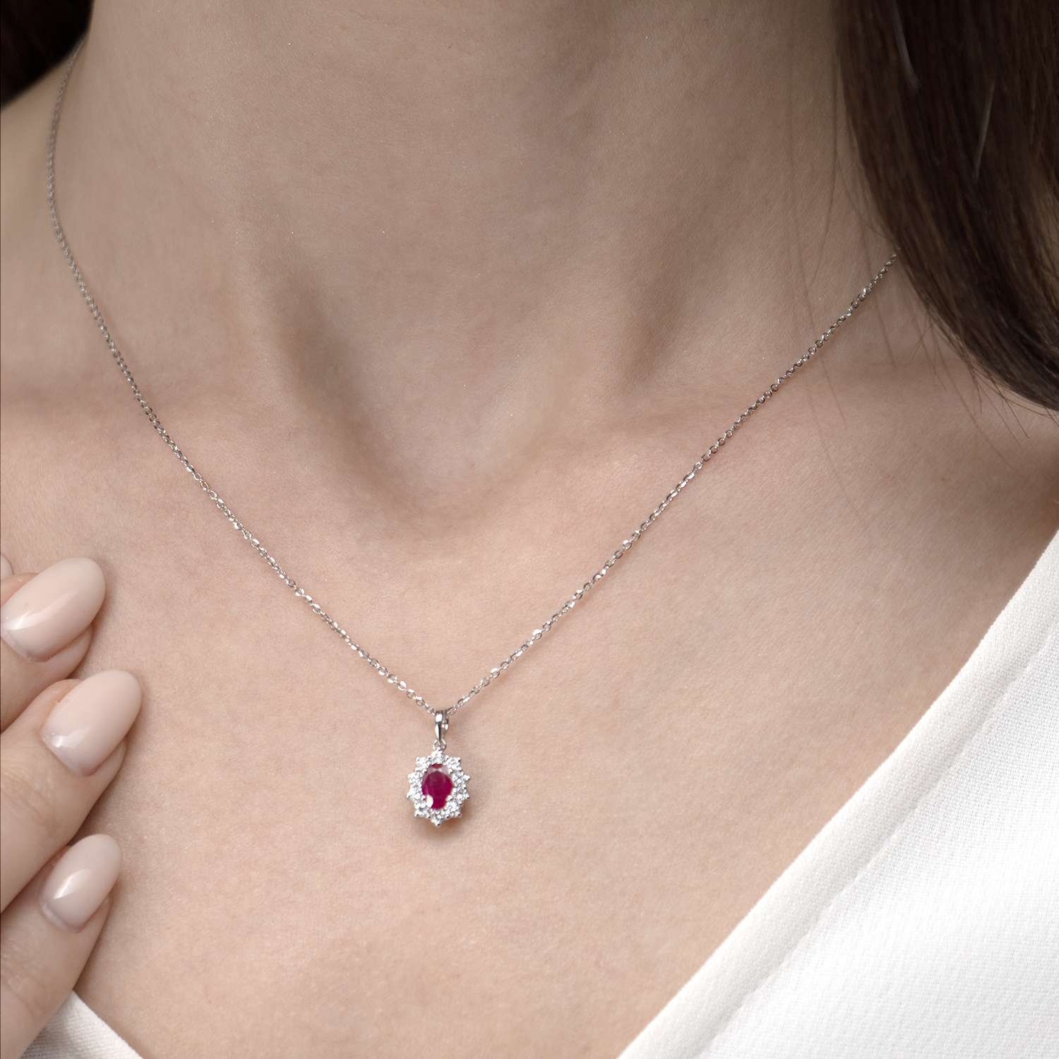 Diana 18k White Gold Diamond And Ruby Pendant Necklace