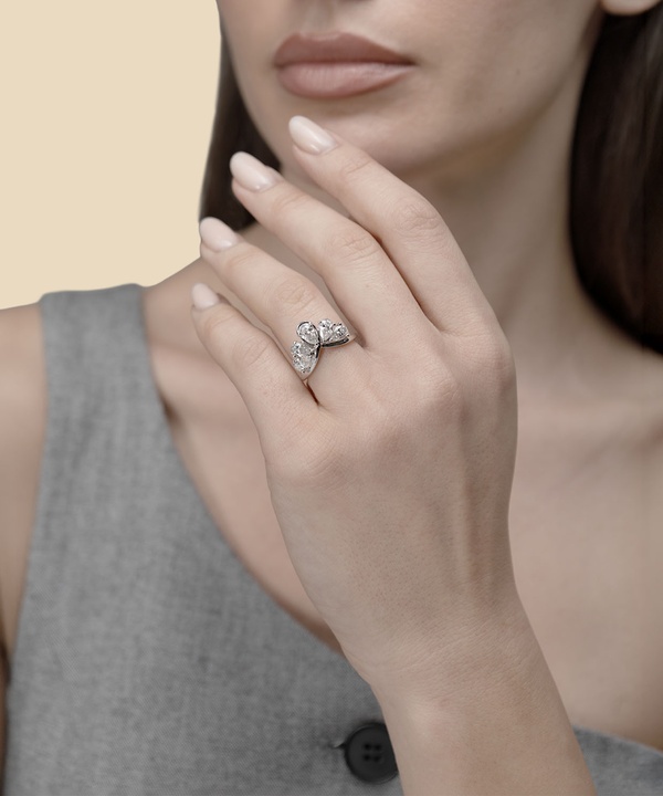 Luxe 1 Carat Lab Grown Diamond Ring In 18k White Gold