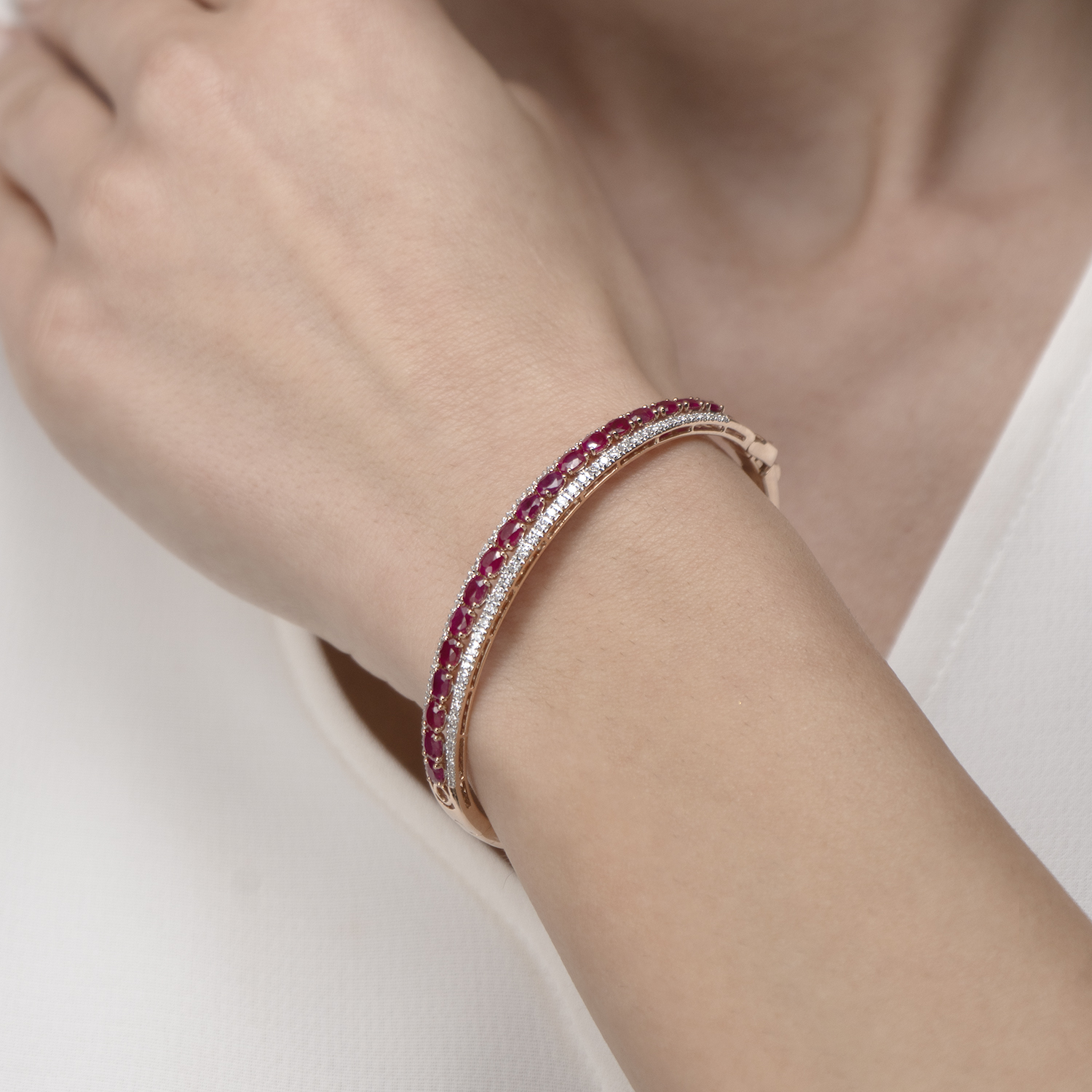 Glam Diamond Bangle 18k