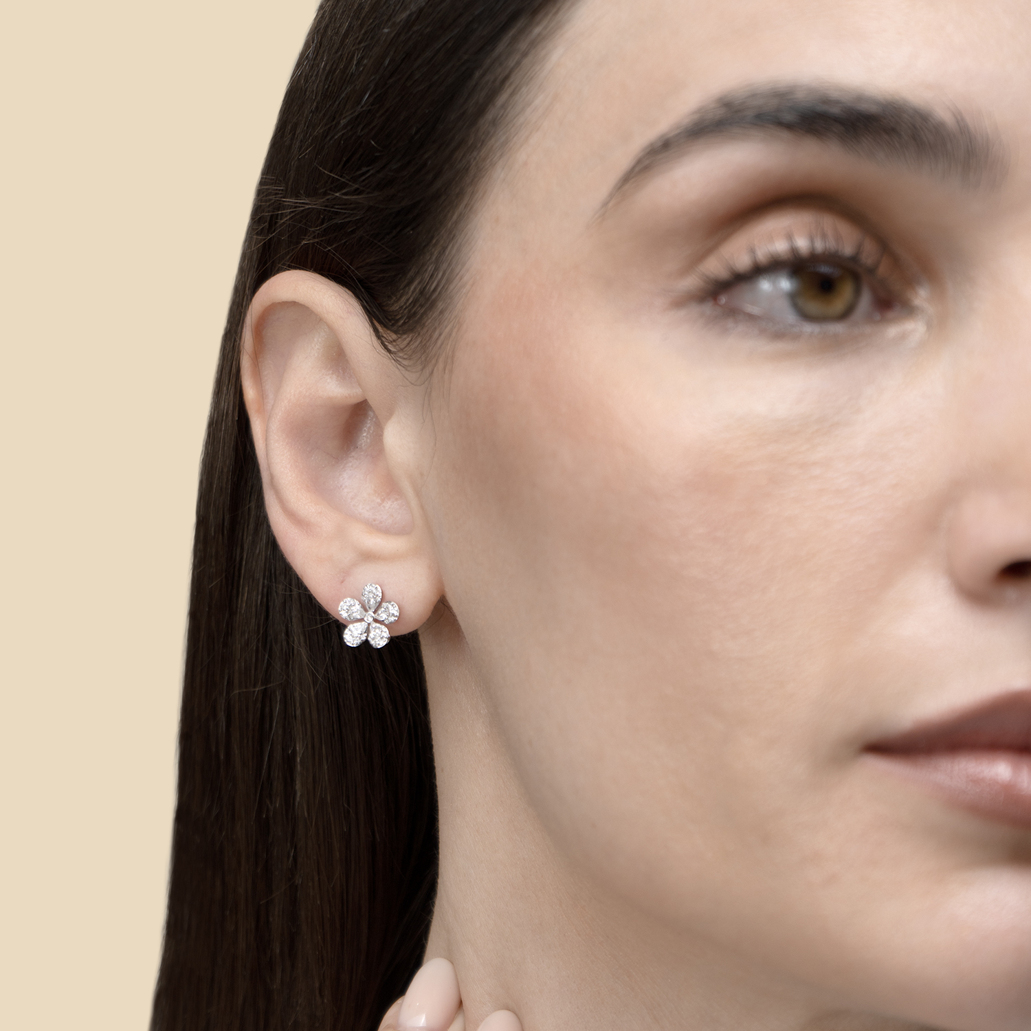Flora Diamond Earrings In 18k White Gold