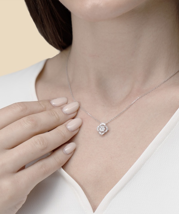 Frasera Pendant-Chain in 18K White Gold