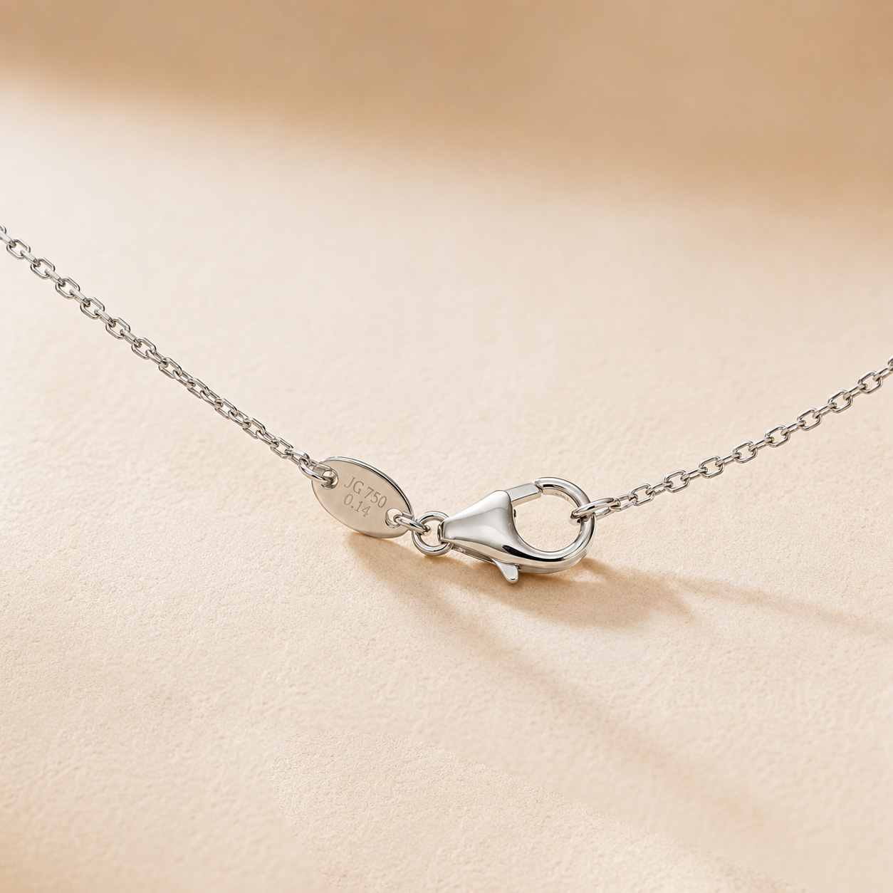 Frasera Pendant-Chain in 18K White Gold