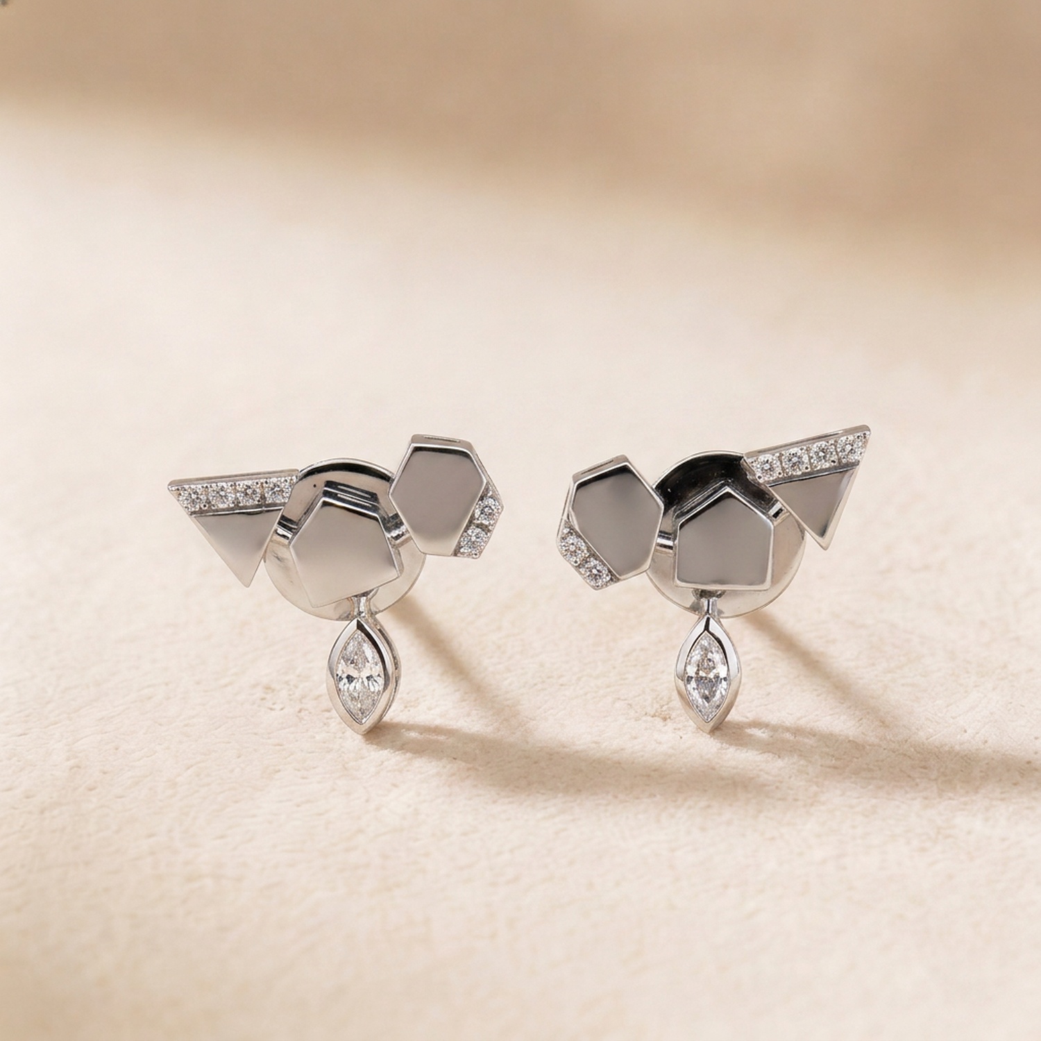 Glacial Earring In 18k White Gold Studded With Diamonds