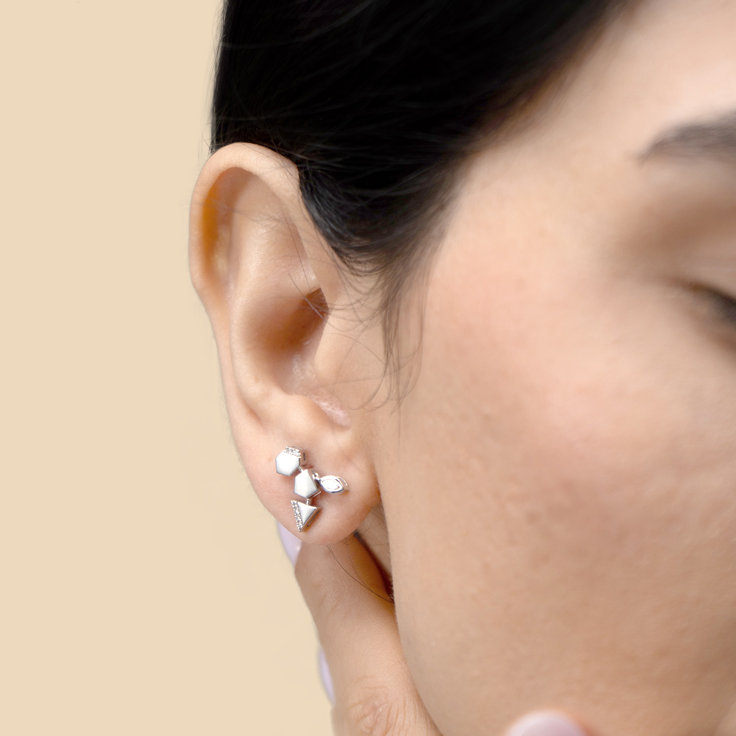 Glacial Earring In 18k White Gold Studded With Diamonds