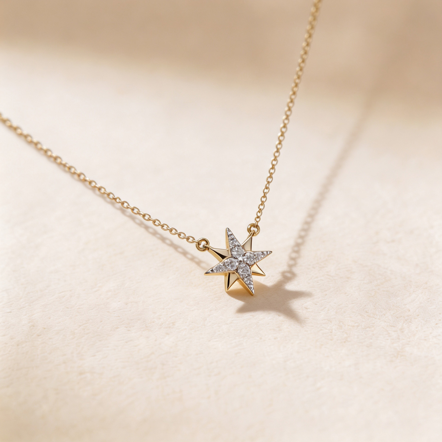 Youth North Star 18k Yellow Gold Diamond Necklace